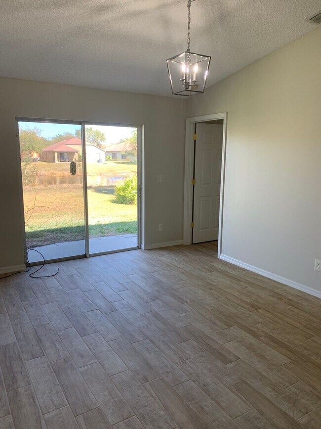 Building Photo - Beautiful 3 Bedroom, 2 Bathroom Home with Lake in Melbourne, FL!