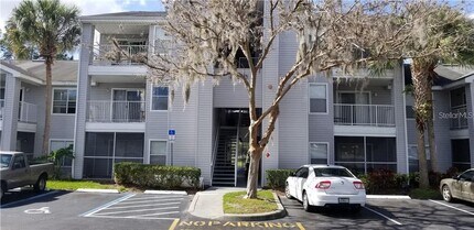 Building Photo - Lake Mary Charmer