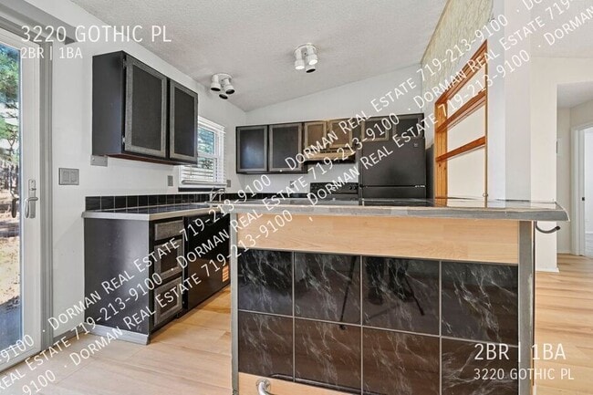 Building Photo - 3220 Gothic Pl