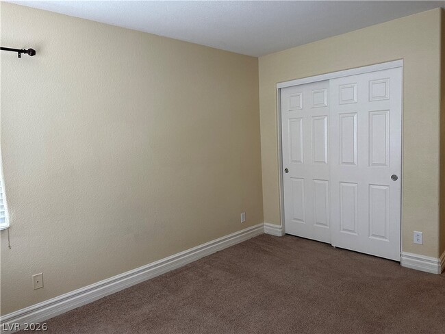 Building Photo - 362 Dogleg Dr