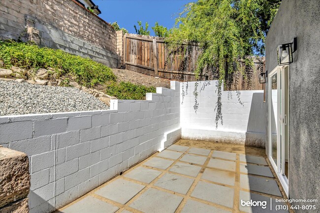 Building Photo - 22256 Avenue San Luis