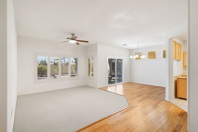 Building Photo - 55+ Age Restricted Sun City Summerlin  @ B...