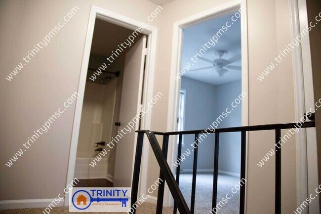 Building Photo - Must See! Beautiful Two Bedroom