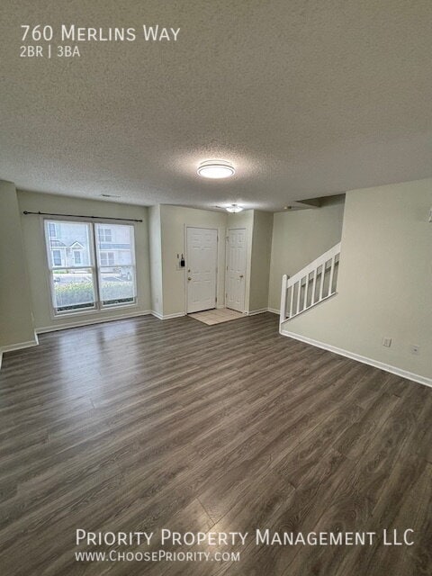 Building Photo - 760 Merlins Way