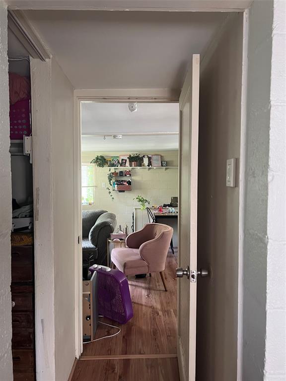 Building Photo - 3205 Grooms St