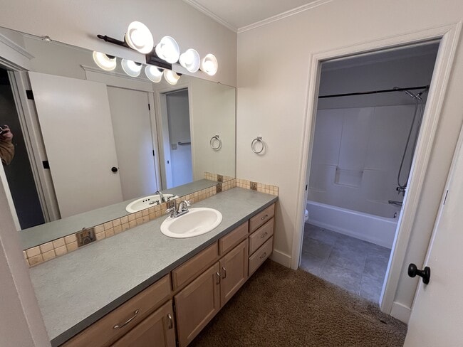 Building Photo - 243 S Palatine Hill Rd