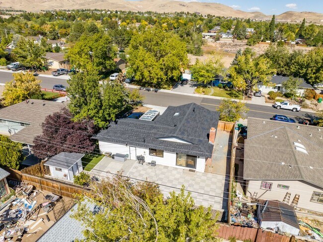 Building Photo - 1175 Akard Dr