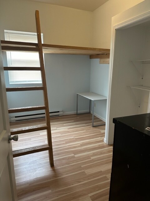 Building Photo - 5 Main St