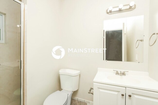 Building Photo - 4 Bedroom Pet-Friendly Home in MELBOURNE, ...