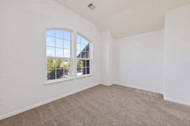 Building Photo - 20515 Bandrock Terrace