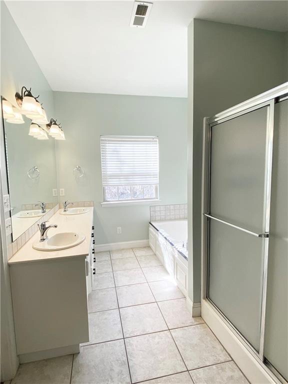 Building Photo - 1806 NW Mustang Ave