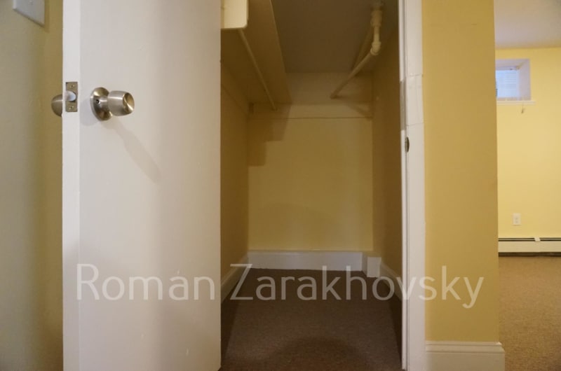 Building Photo - 74 Gardner St