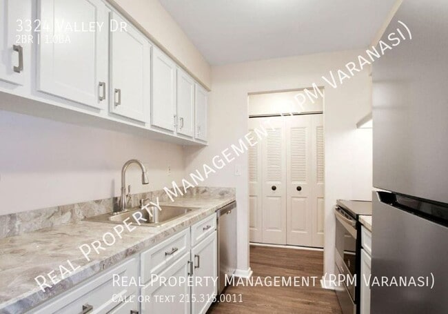 Building Photo - 3324 Valley Dr