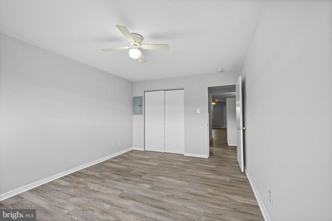 Building Photo - 6935 N 15th St