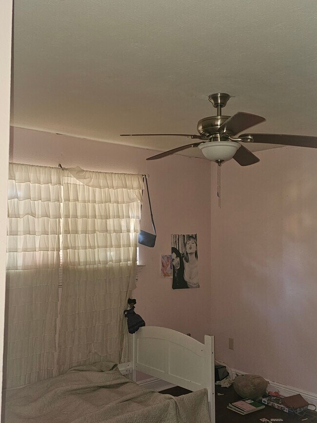 Bedroom 2 - 67 Madrid Ave