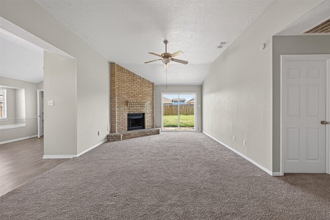 Building Photo - 22718 Pebworth Pl