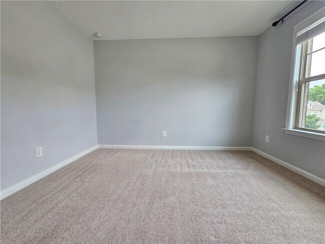 Building Photo - 3218 Leyden Ct