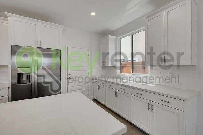 Building Photo - 4089 Flathead Dr