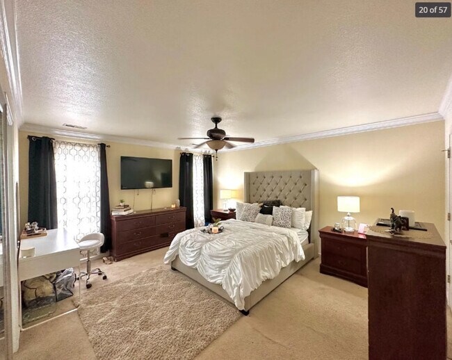 Building Photo - 5346 Meadoway Rd