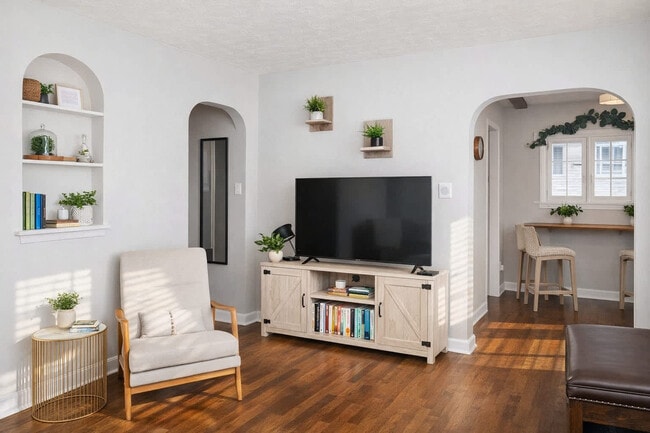 Building Photo - 432 W Seymour St