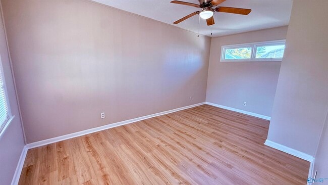 Building Photo - 105 Superior Ave SE