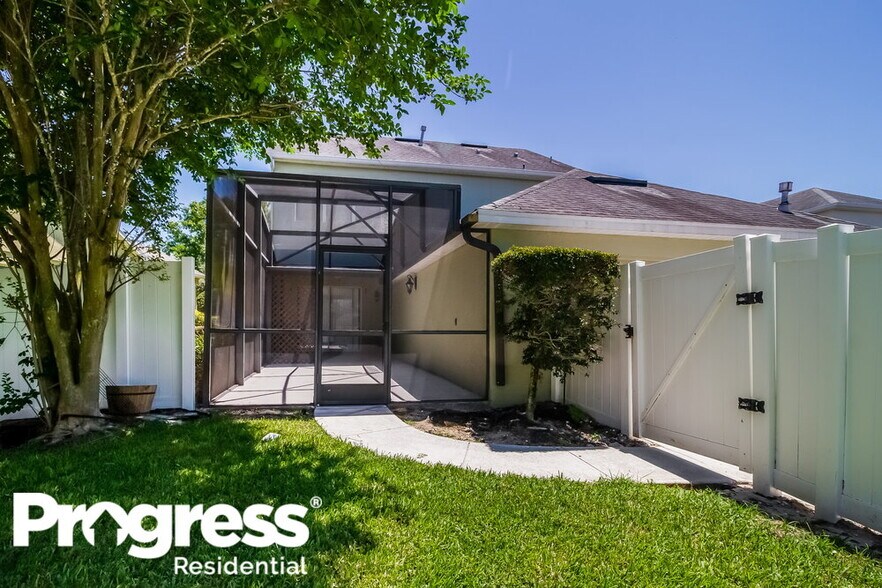 Building Photo - 13154 Sunkiss Loop