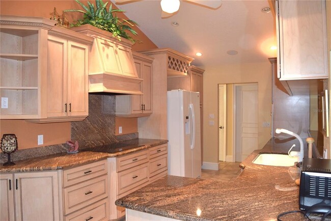 Building Photo - 3830 St Kitts Ct