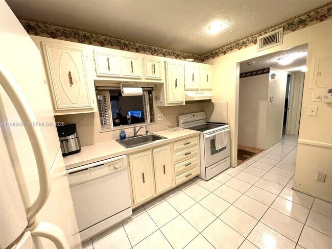 Building Photo - 4151 NW 41st St