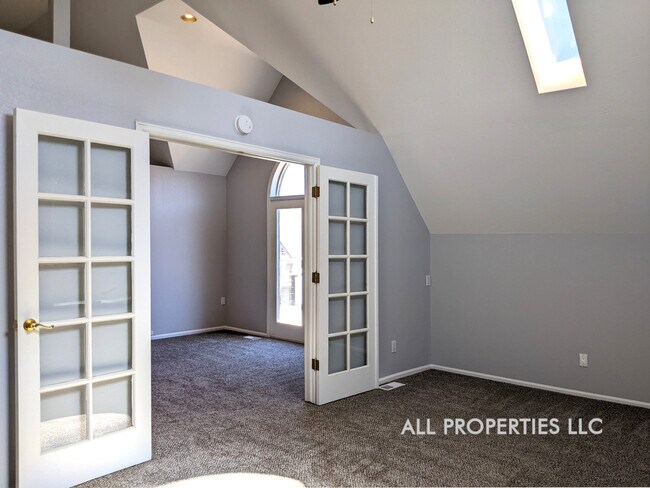 Building Photo - 123 E Bayaud Ave