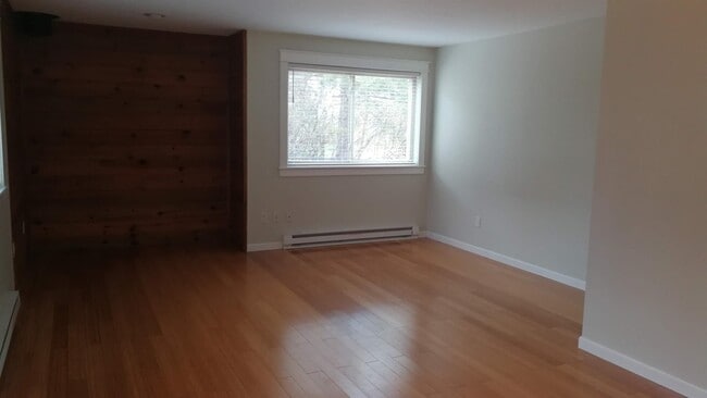 Building Photo - 4727 Tantra Dr