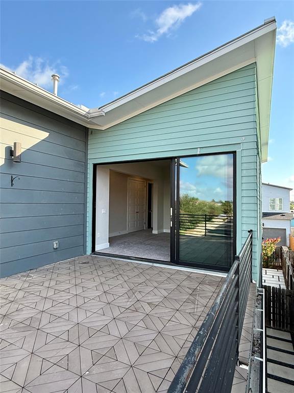 Building Photo - 6325 Florencia Ln