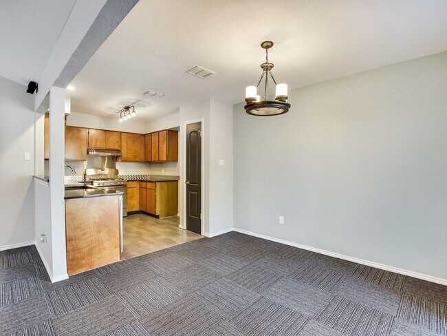 Building Photo - 13019 Emma Lee Ave