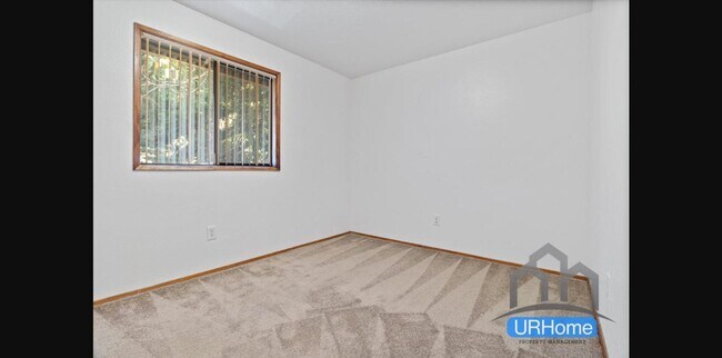 Building Photo - 426 SE 169th Ave