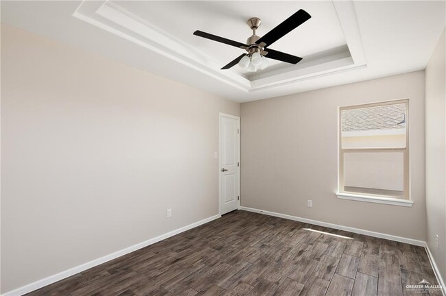 Building Photo - 14 N Sugar Bear Dr