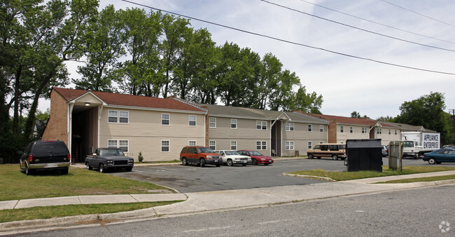 Building Photo - Arbor Brook Apartments