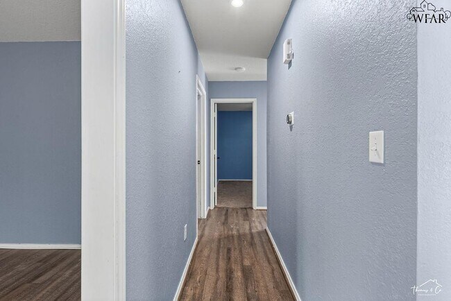 Building Photo - 1 McNabb Cir