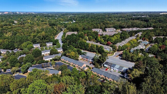 Building Photo - 1108 S Barnett Shoals Rd