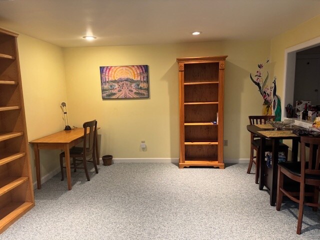 Building Photo - 26 Baycrest Dr