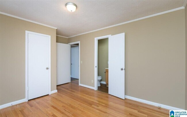 Building Photo - 3 Bed 2 Bath Home in Forestdale