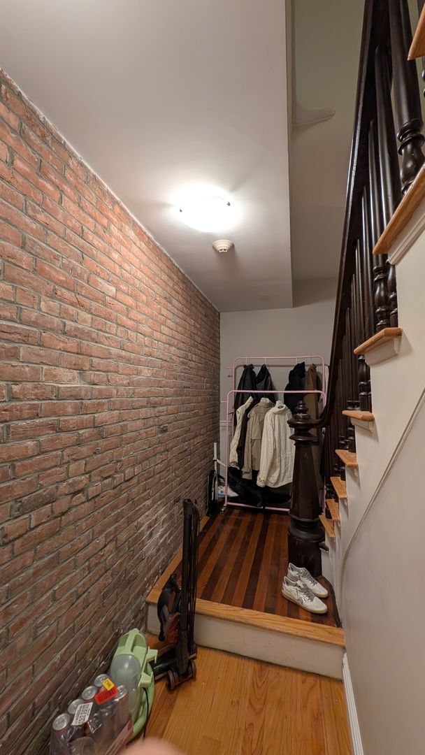 Building Photo - Beautifully Designed Luxury 2-Bed/2-Bath in the South End