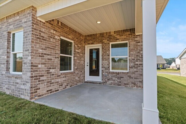Building Photo - 18818 Cottontail Ln