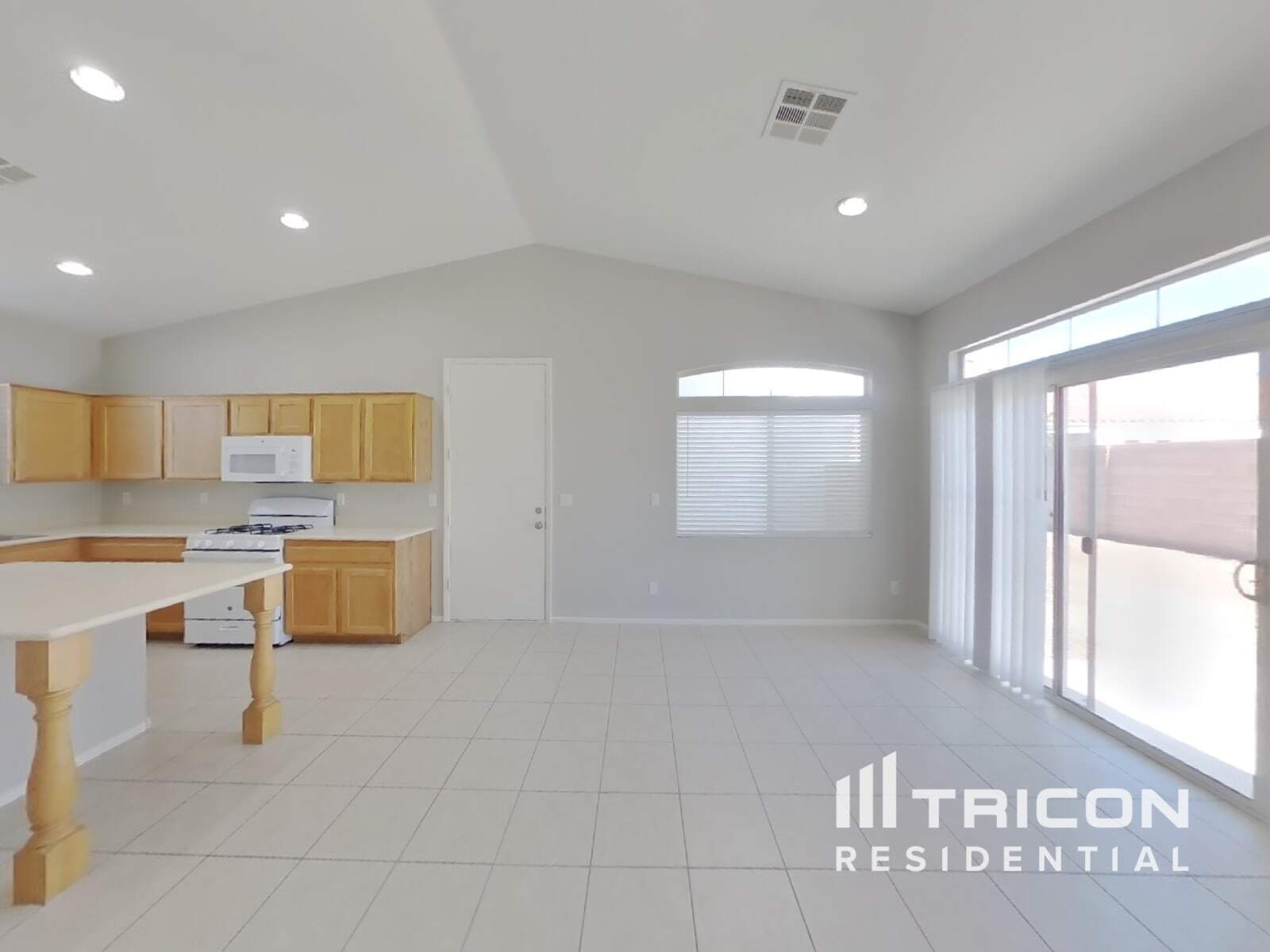 Building Photo - 2128 Sparkling Meadows Ct