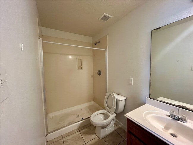 Building Photo - 8007 Arrington Forest Ln