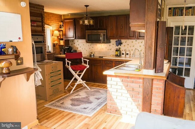 Building Photo - 796 Whitmer Rd