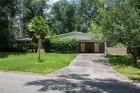 Building Photo - 1009 NW 39th Dr