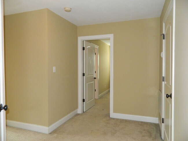 Building Photo - 4108 Dewaal St