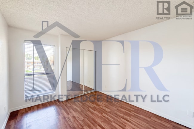 Building Photo - 2Bed/2Bath Apt at Greenway/35th Ave! Move-In Ready on 08/06/2026!