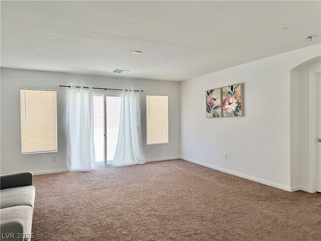 Building Photo - 7777 S Westwind Rd
