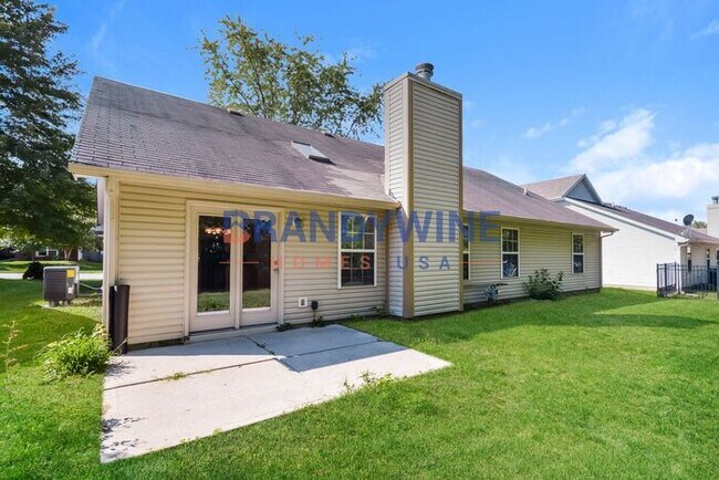 Building Photo - $500 OFF 1st Month’s Rent! No Application ...