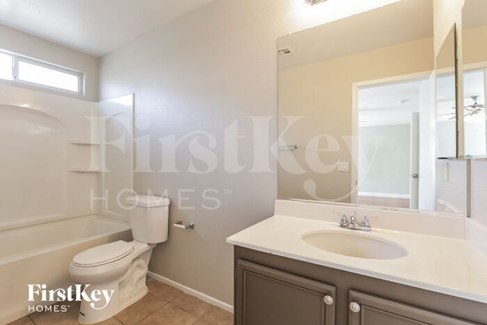 Building Photo - 7221 Dry Lake Ct